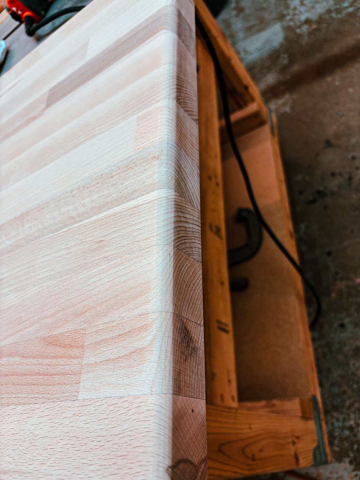 Detail of edge profile and wood grain